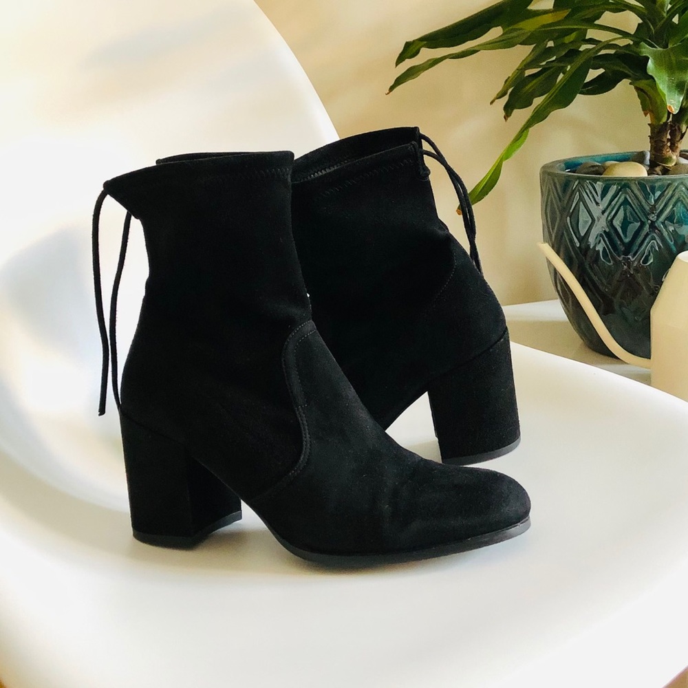 Stuart Weitzman Black Suede Shorty Booties 7.5M